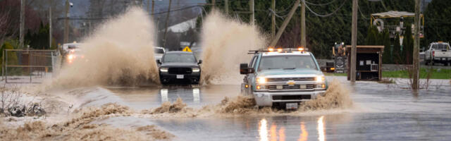 POPLAVE U KANADA UZELE MAHA Naređena evakuacija ljudi! (FOTO)