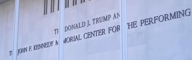 Umetnici otkazuju nastupe jer je Tramp preimenovao Kenedi centar