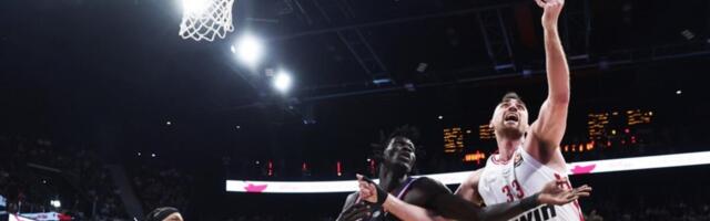 Olimpijakos ugasio svetlost u Parizu sa 17 razlike (Video)