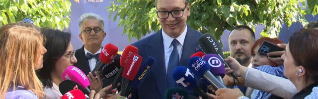 "ZAMOLITE GRADONAČELNIKA CETINJA DA JOŠ ČEŠĆE DOLAZI U BEOGRAD" Vučić se oglasio nakon samita u Tivtu, pa poručio: On nikada neće da vidi takav natpis o njemu