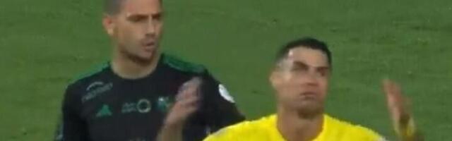 Ronaldo izgubio od Srba pa šalom rivalskog kluba obrisao genitalije (VIDEO)