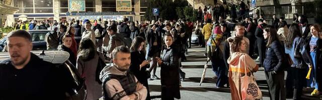 Studenti iznenada blokirali RTS u Takovskoj i Košutnjaku: Kažu da ostaju do raspisivanja novog konkursa za REM