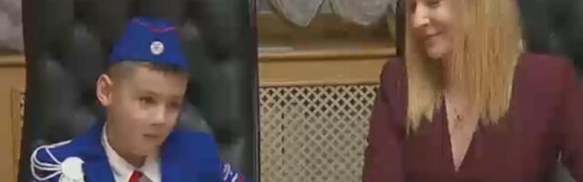 Putin oduševio Rusiju: Ostvario snove deci heroja – mališani seli u oklopnjak i patrolu, emocije preplavile zemlju (VIDEO)