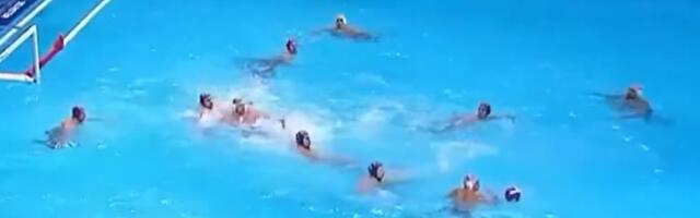 Već imamo jedan od najlepših golova Evropskog prvenstva u vaterpolu: Pogledajte kako su Grci nokautirali Hrvate /VIDEO/