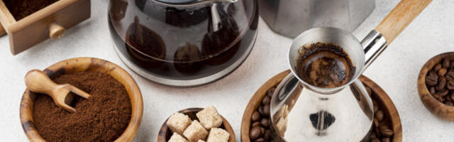 Kafa i pored visokog pritiska? Šest saveta stručnjaka kako bezbedno uživati u omiljenom napitku