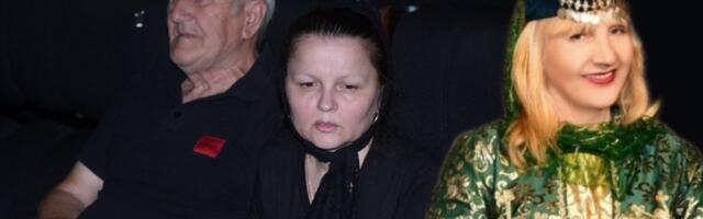 "Žena je bolesna!" Beogradska proročica dala sud o Maloj Cani nakon incidenta na komemoraciji