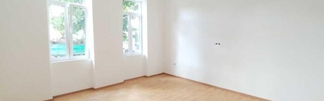 FOTO: Prodaje se renovirana salonska kuća na veoma atraktivnoj lokaciji