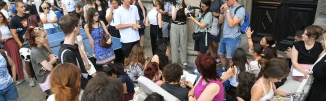 Studenti u blokadi OSTAJU na Filološkom: Postignut dogovor