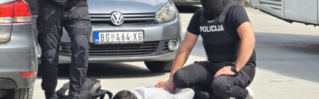 VELIKA AKCIJA POLICIJE U SUBOTICI Zaplenjeno kilu i po KOKAINA, uhapšena tri dilera! (FOTO)
