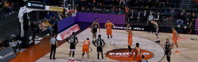 Ma da li je moguće: Igrač Valensije bacio ciglu sa slobodnog bacanja i pogodio ga je!