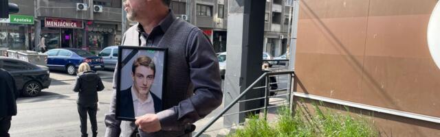 "PRETVORIO SE U KOST I KOŽU, NIJE IZDRŽAO": Potresna ispovest oca mladića koji je brutalno pretučen na Vračaru