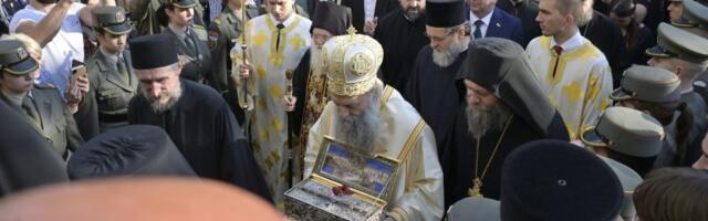 Svečani ispraćaj Ćasnog Pojasa Presvete Bogorodice 6. juna