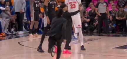 SKANDAL USRED NBA FINALA! Navijač zbog Vembanjame upao na teren i prekinuo meč za titulu: Obezbeđenje ga odnelo sa parketa, čeka ga drakonska kazna! (VIDEO)