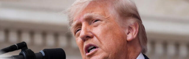 Трамп: Иран ће данас и сутра бити изложен снажним нападима