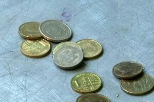 Мањак кованица за кусур и бакшиш – проблем и купаца и продаваца