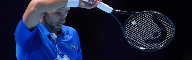 Novak izgubio rat nerava s Timom, Federer miran bar do sledeće jeseni