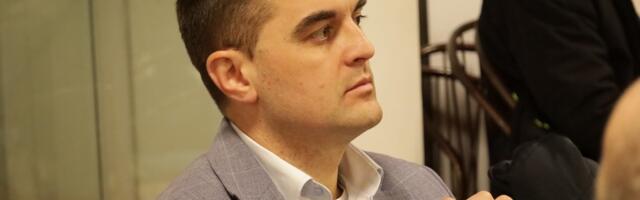 Petrović: Da li je u biračkom spisku i 830 osiguranika sa Kosmeta koji imaju od 100 do 125 godina