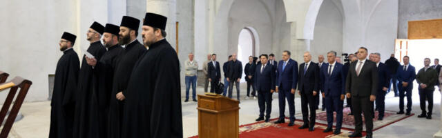 Делегације Српске и Русије у српско-руском храму у Бањалуци