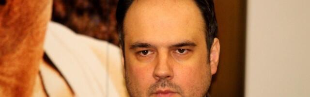 "Ne morate da odete da biste se osećali kao stranac": Predstava kao odraz života