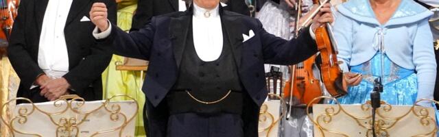 Andre Riju poziva svet da ispuni noć valcerom uz novi koncertni DVD Waltz the Night Away - Mastriht 2025