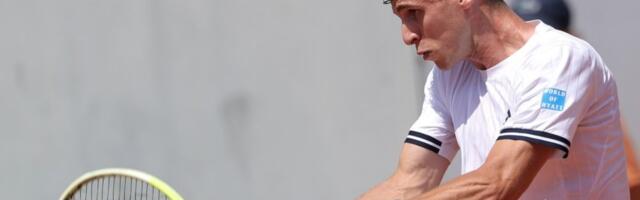 Argentinac postaje prva zvezda u familiji i na Rolan Garosu: Posle pobede nad Sinerom slavio u meču koji je trajao preko šest sati, izgubilaprošlogodišnja pobednica