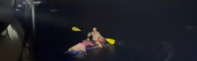 Dramatičan snimak! Pogledajte spasavanje turista i psa po jakoj buri kod Makarske (VIDEO)