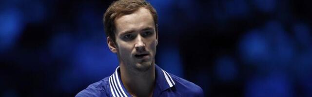 Velika borba rešena u taj-brejku: Medvedev nadjačao Zvereva u Torinu