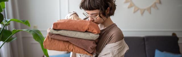 Rešite se mirisa duvana na odeći i nameštaju: Jednostavan postupak koji menja sve