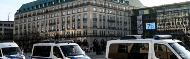 Зеленски стигао у Берлин, у току дана састанак са америчким преговарачким тимом