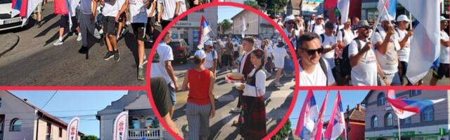 REKA LJUDI IZ CELE SRBIJE SLIVA SE U BEOGRAD! Kolona građana veličanstveno dočekana u Batajnici - sledeća stanica Zemun! (FOTO, VIDEO)