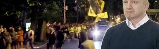 "Nepristojna ponuda" blokadera: Opozicijo, vi nas podržite, a mi ćemo vas ugasiti za sva vremena! (FOTO)