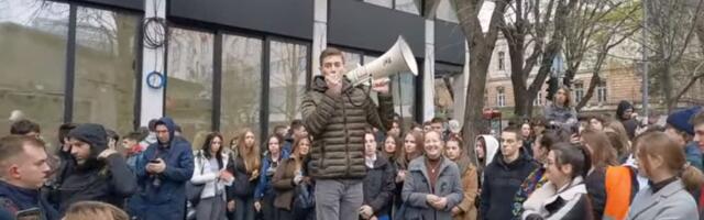 Srednjoškolci protestuju protiv državne mature
