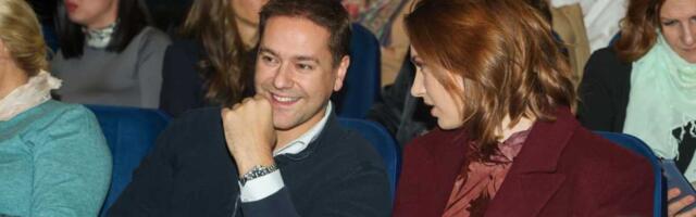 Luka Raco prvi put nakon venčanja fotografisan u javnosti: Sa suprugom uživao na koncertu Kneza