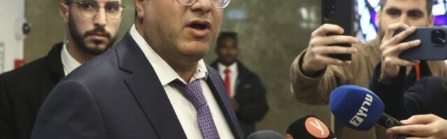 POKUŠAJ LINČA: Izraelski ministar KAMENOVAN tokom posete selu!