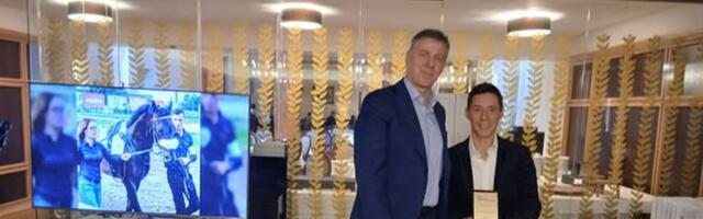 Važne odluke na sednici skupštine Srpskog galopskog saveza, aplauz Andriji Jovićeviću! Najbolji džokej u istoriji Srbije Đorđe Perović u Francuskoj