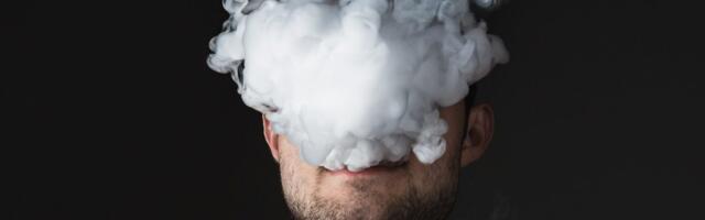 Vejpovanje verovatno povećava rizik od raka: Kombinacija sa cigaretama je još opasnija