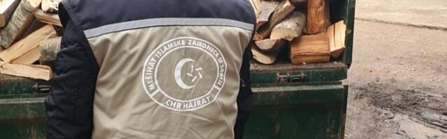 CHR Hajrat sprovodi akciju podjele drva za ogrijev porodica slabijeg materijalnog stanja