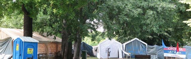 ANEM pita: Zašto policija ne dozvoljava kretanje prostorom između Pionirskog parka i Skupštine