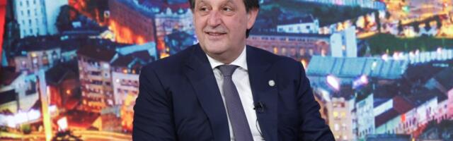 Gašić odgovorio Ponošu: Onaj ko ruši državu svesno bira put izdaje