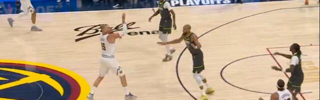 Ovo može samo on: Nikola Jokić u velikom stilu otvorio plej-of! /VIDEO/