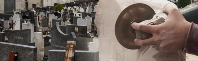 ŽENA UKLANJA IME POKOJNOG MUŽA SA NADGROBNE PLOČE?! Šok snimak sa srpskog groblja - komentari ne prestaju da se nižu! (VIDEO)