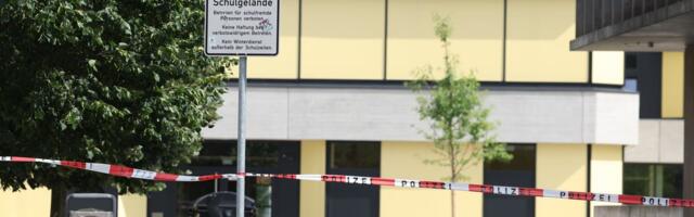 PIŠTOLJ MU ZAKOČIO PA KRENUO U KRVAVI POHOD NOŽEM! Bivši đak uleteo u školu, izbo dve devojčice: "Reč je o hrvatskom državljaninu (16)..."
