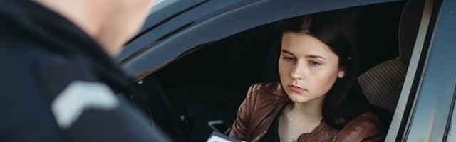 Ovaj saobraćajac je na zanimljiv način ispunjavao svoju normu, pisao je "komične" kazne i to radi osvete!