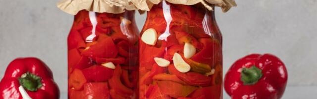 Recept za peglanu papriku! Poslastica od zimnice koja se jede u hladnim danima
