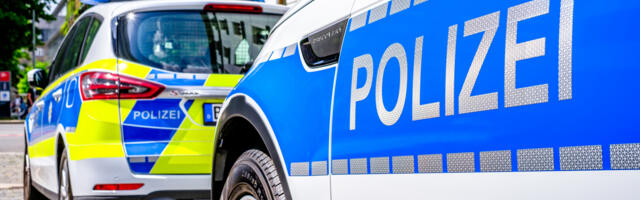 FALSIFIKOVANIM NOVCEM KUPOVALI ZLATNE POLUGE I KRIPTOVALUTE Razbijena kriminalna grupa sa Balkana