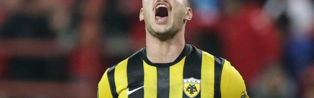 Luka Jović - od tragičara do heroja: Srpski napadač promašio penal, pa doneo AEK-u veliki trijumf! /VIDEO/