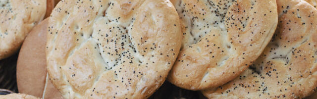 Proteinske pogačice sa sirom: Brza grickalica za sve koji izbegavaju ugljene hidrate (RECEPT)