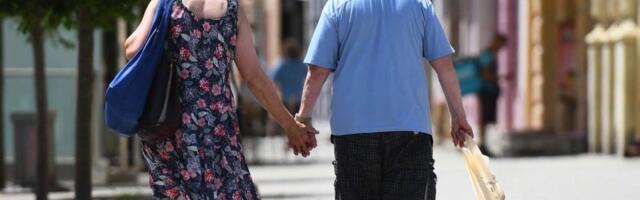 Vreme danas sunčano i toplo, slaba kiša popodne u planinskim predelima