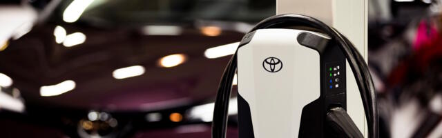 Toyota baterija za električne automobile obezbeđuje 1.200 km i puni se za 10 min