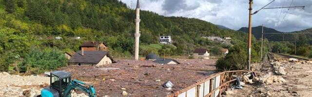 Potopljena džamija u Jablanici: Efendija i porodica se popeli na krov